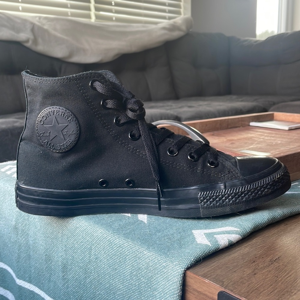 Mens High-Top Converse (Black) - Size 9